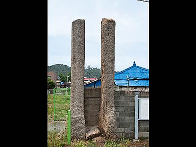 서산 동문동 당간지주 썸네일 이미지